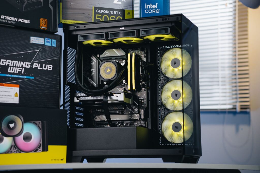 PC GVN AMD Ryzen 7 7800X3D/ VGA RTX 5070Ti