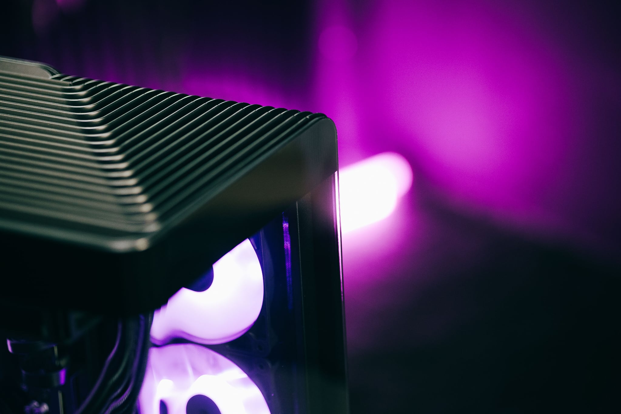 PC GVN AMD Ryzen 7 7800X3D / VGA RTX 5080 - Image 4